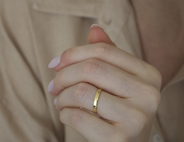 Aliança de Casamento Quadrada Ouro 18k - Imagem 2